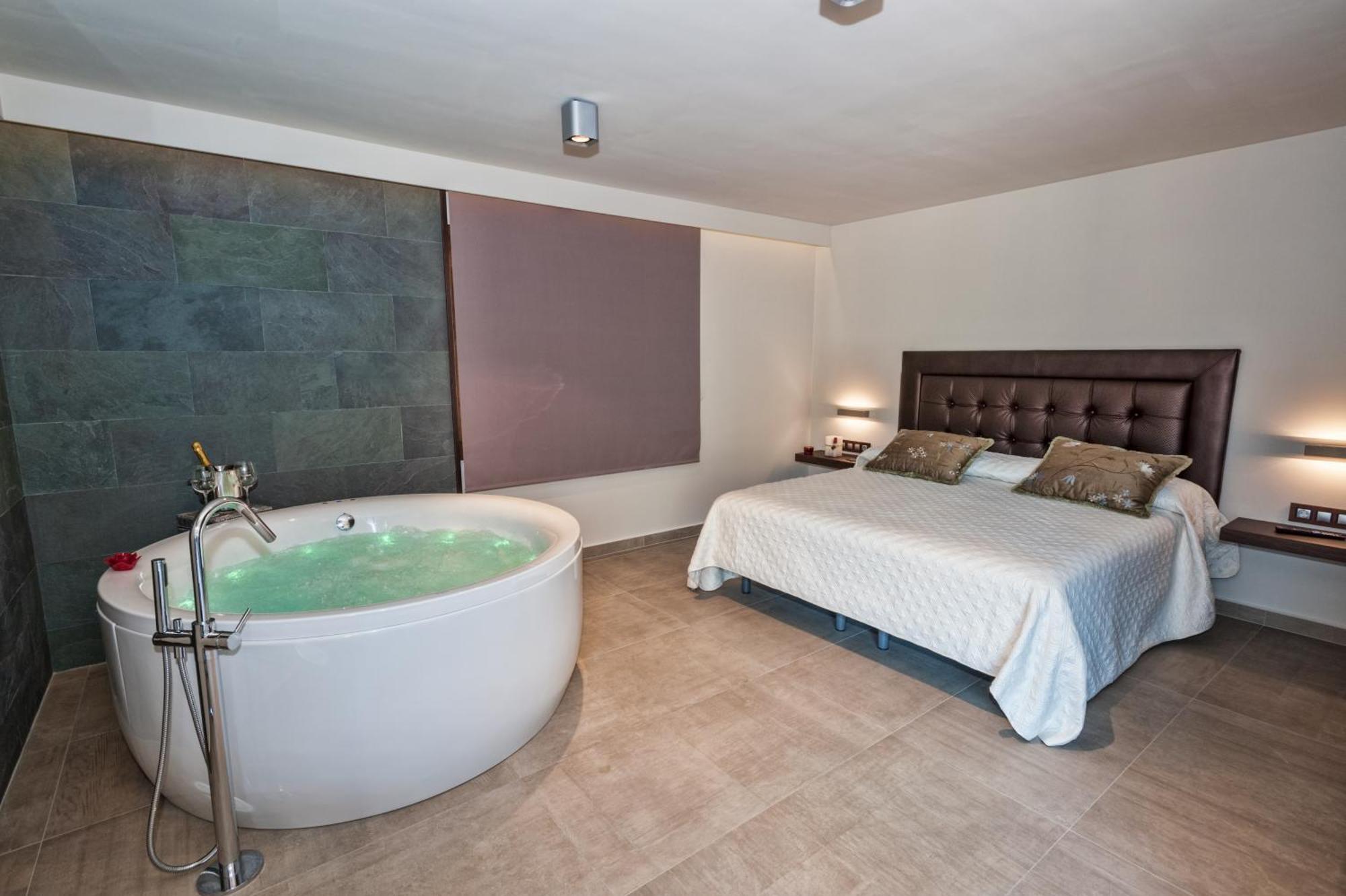 Suites Finca Los Olivos Алкала дел Хукар Екстериор снимка
