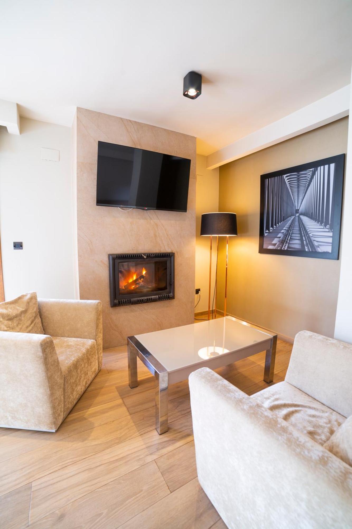 Suites Finca Los Olivos Алкала дел Хукар Екстериор снимка